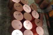 英雄迷宫冒险（探索游戏中如何制作铜锭）