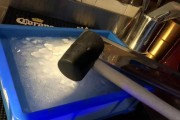 获取冰块的方法是什么？在生存模式中如何制作？