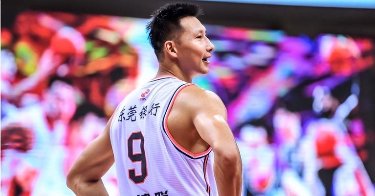 易建联属性能力详解？如何评价易建联在最强NBA中的表现？