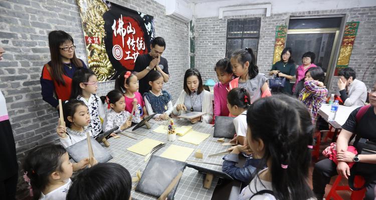 众生游家庭关系提高途径有哪些？如何有效增进家庭成员间的联系？