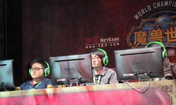 魔兽世界中如何邀请其他玩家？