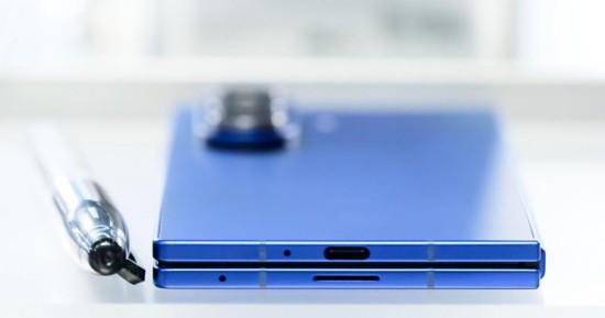 从 Galaxy Fold 到 Galaxy Z Fold7：看三星如何定义折叠屏未来