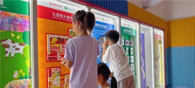 斑马百科登录海底捞 1300+门店 科普知识随餐而至